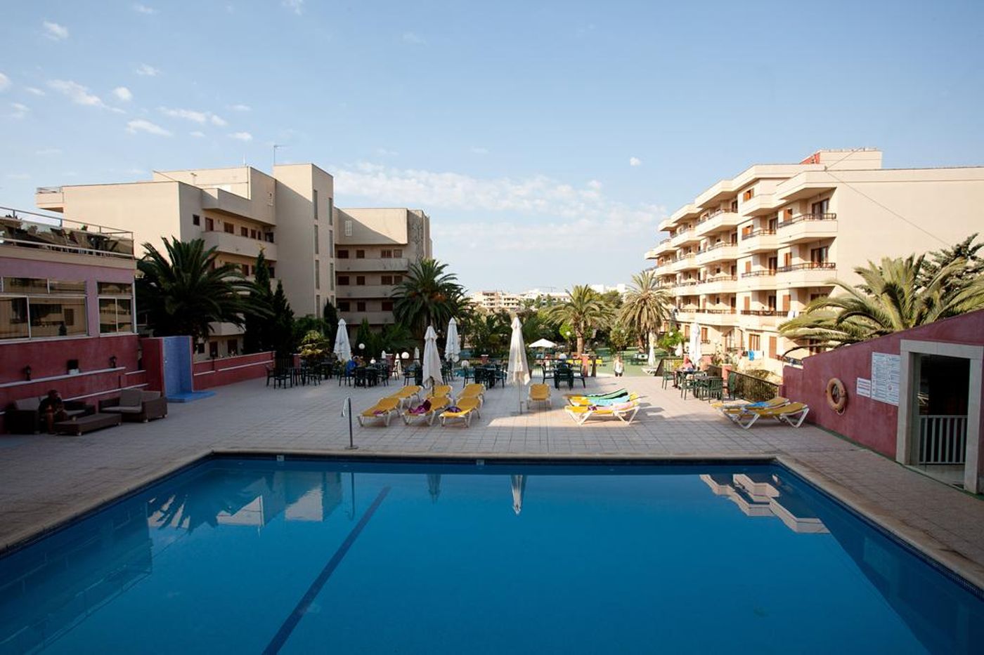Playamar Hotel and Apartments