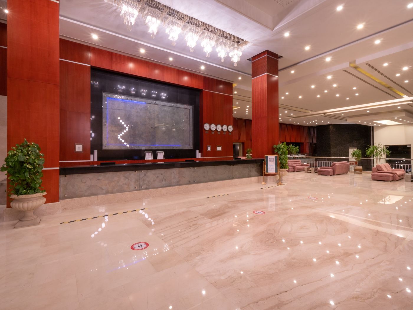 Serenity-Alma-ex--Serenity-Fun-City-Lobby-56