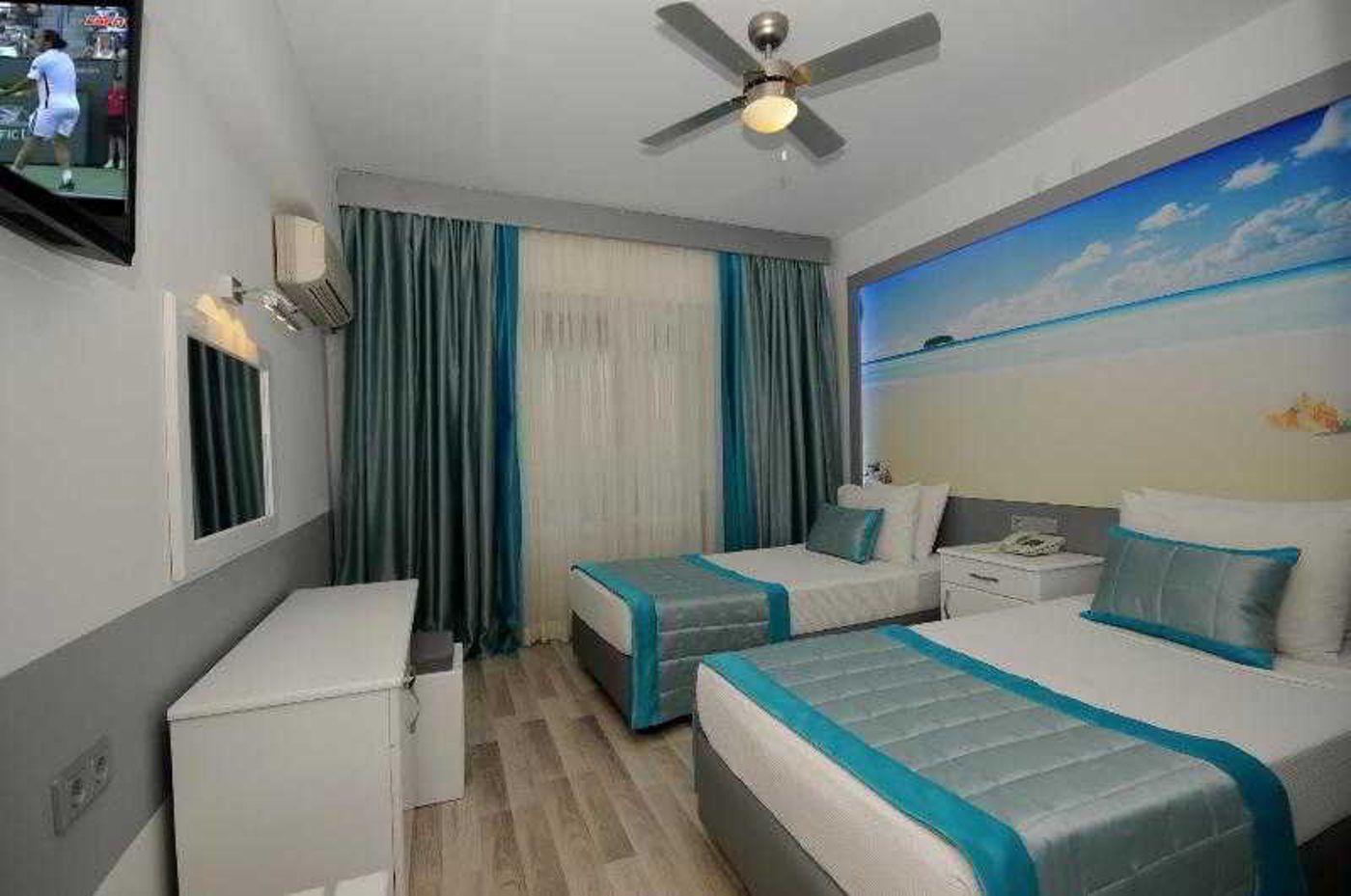 Blue-Palace-Hotel-Room-19