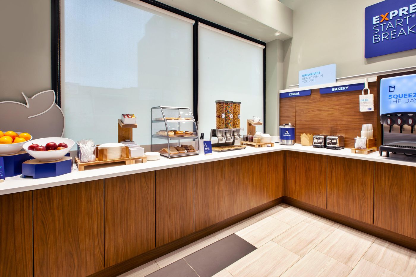 Holiday-Inn-Express-NYC-Brooklyn---Sunset-Park-Restaurant-34