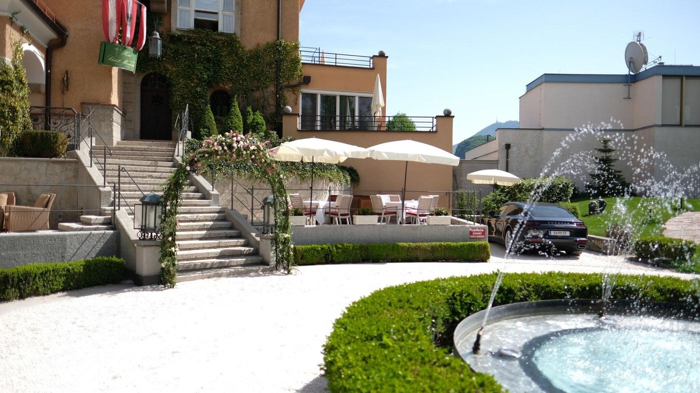 Schloss Mönchstein-Austria-Salzburg -General view-3