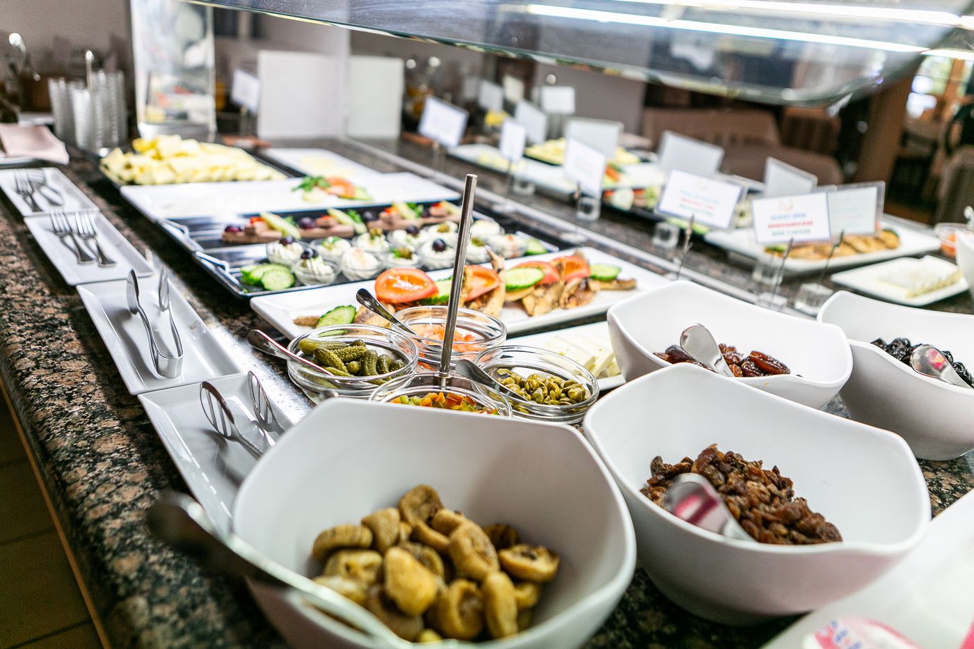 Risco-del-Gato-Suites-LIVVO-Senses-Collection-Restaurant-46