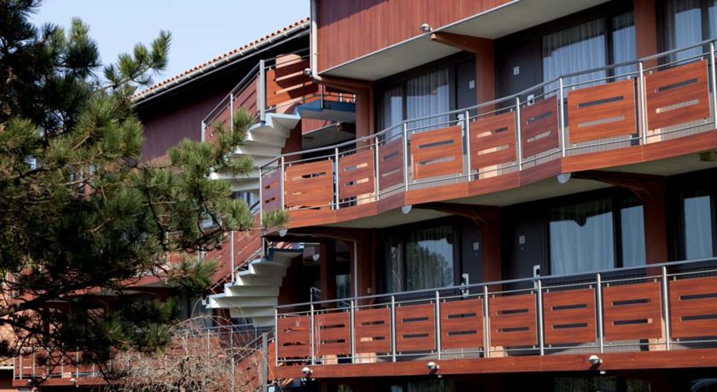 Sure Hotel by Best Western Biarritz Aeroport-France-Biarritz-General view-2