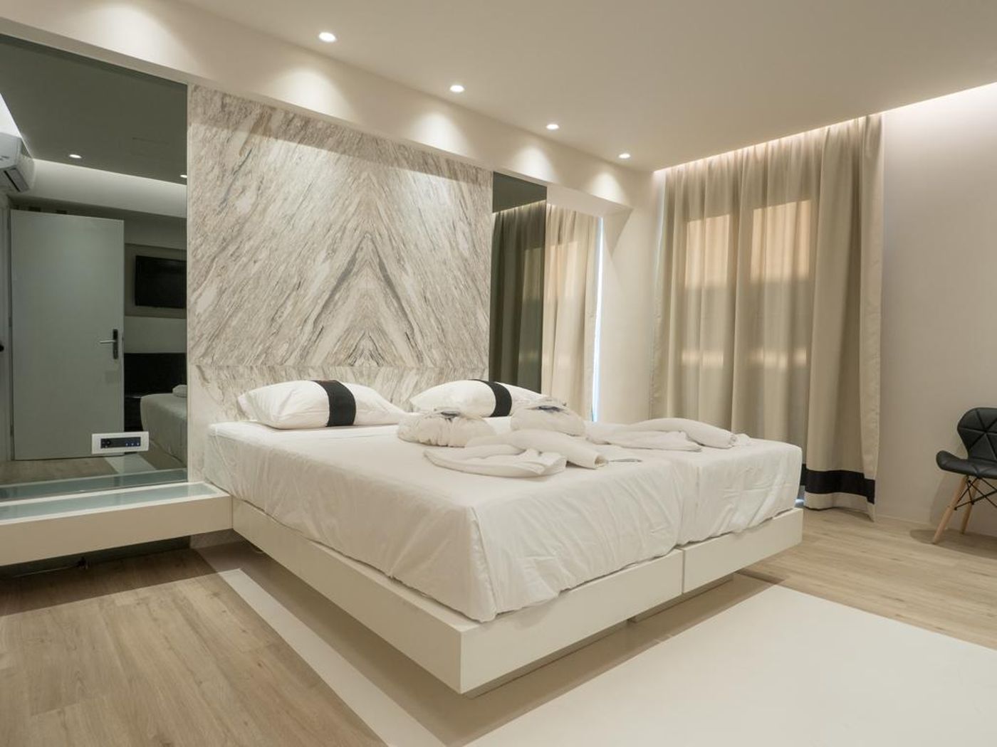 Kahlua Sea View Suites