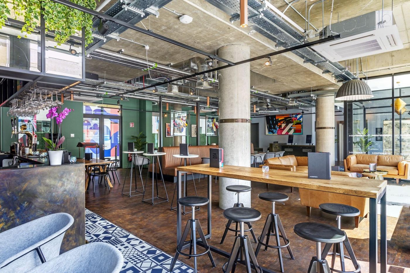 Hendrick-Smithfield-Bar-12