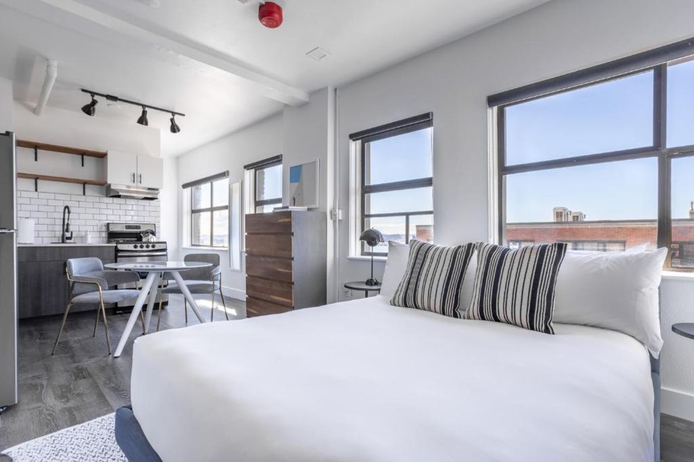 Reside Seattle Downtown A Wyndham Residence-United States-Seattle-Room-4