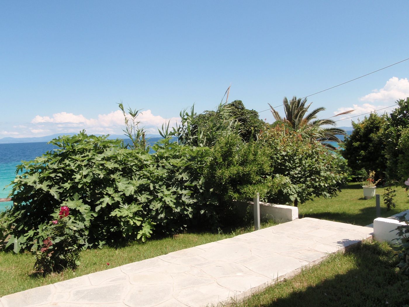 White-Suites-General-view-14