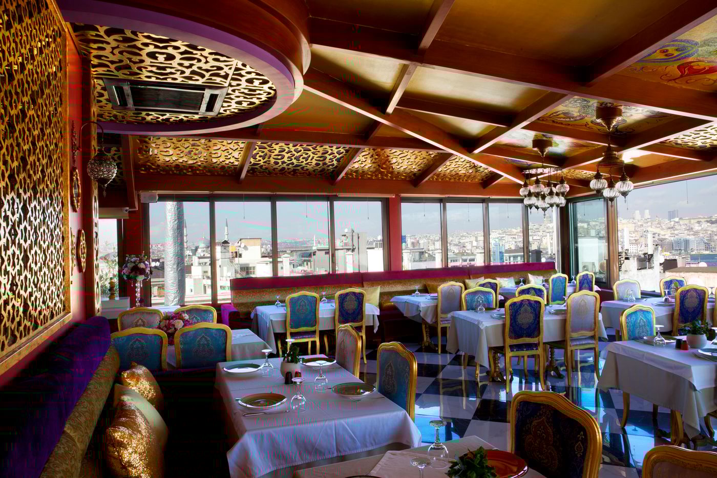 Seres-Hotel-Restaurant-2