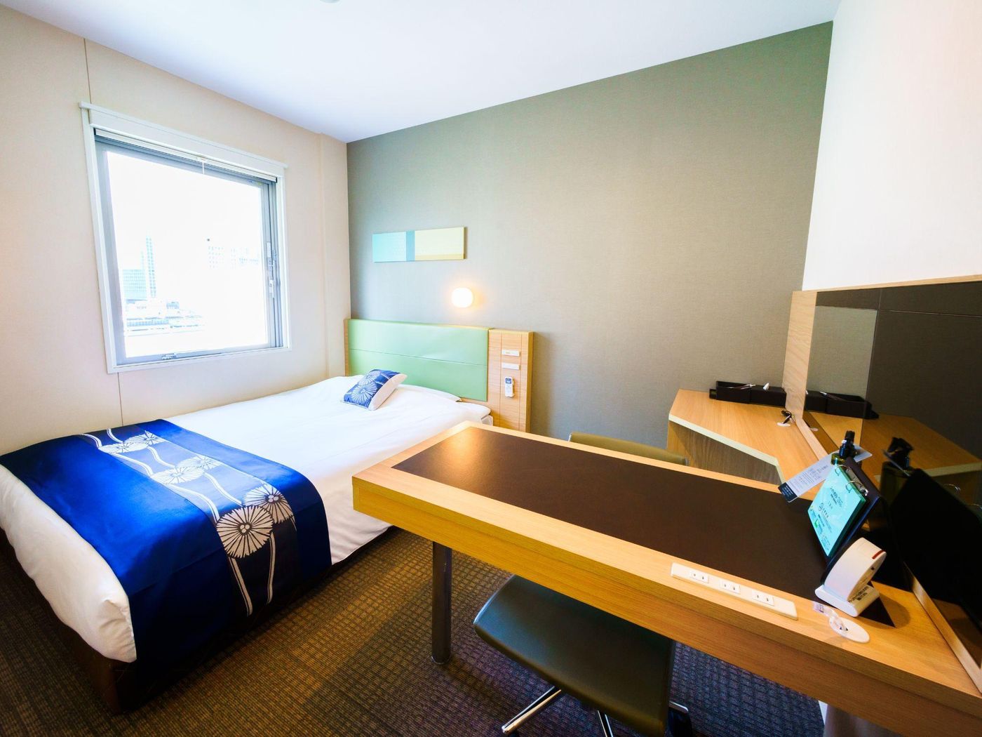 Super Hotel Premier Ginza-Japan-Tokyo-General view-2