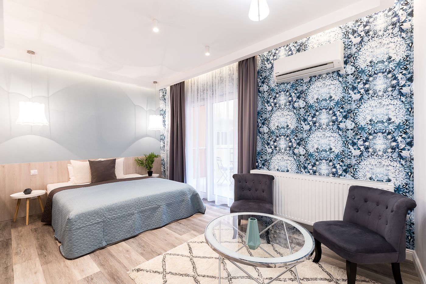 Vagabond-Broadway-Room-21