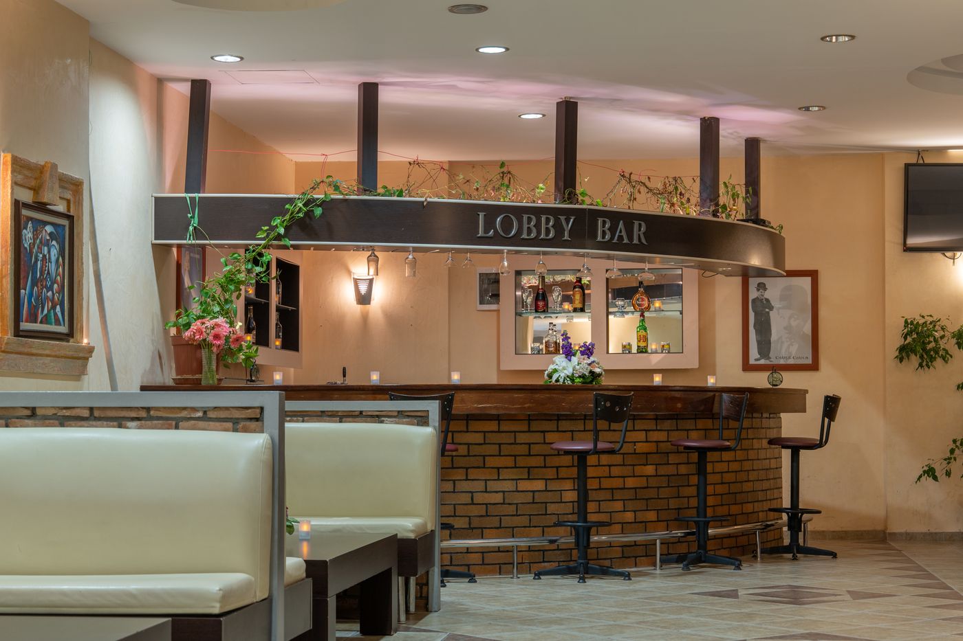 Grand-Vikin-Hotel-Lobby-47