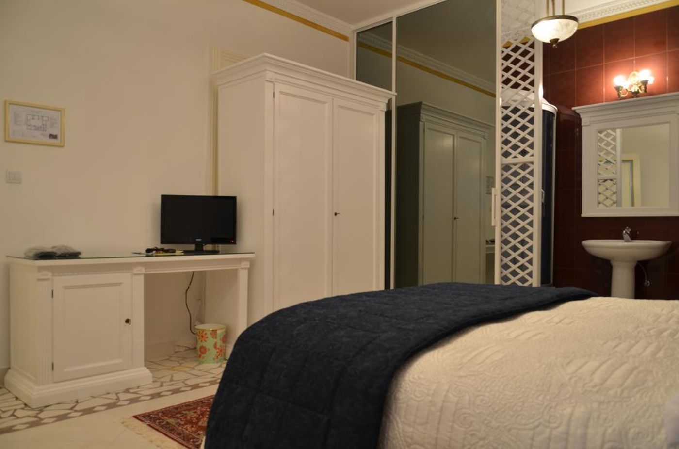 Garni Hotel Helvetia-Serbia-BEOGRAD-General view-9