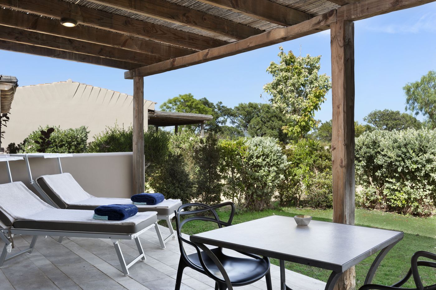 Baglioni-Resort-Sardinia-Room-10