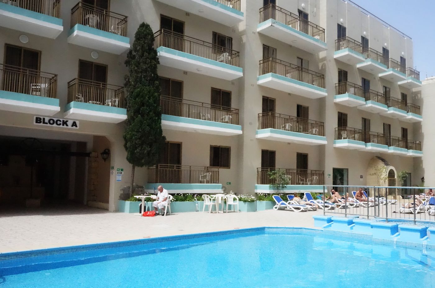 The-Bugibba-Hotel-Pool-4