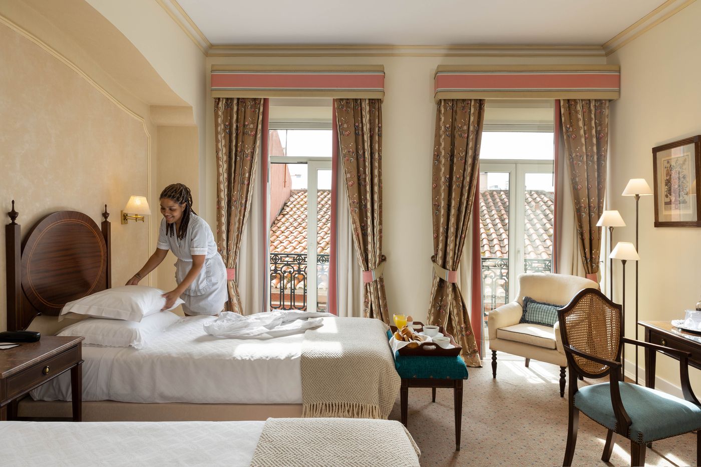 As-Janelas-Verdes-Room-7