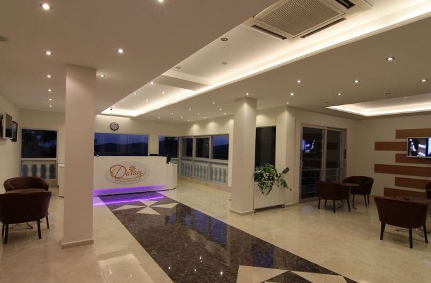 Daisy Garden Resort Hotel