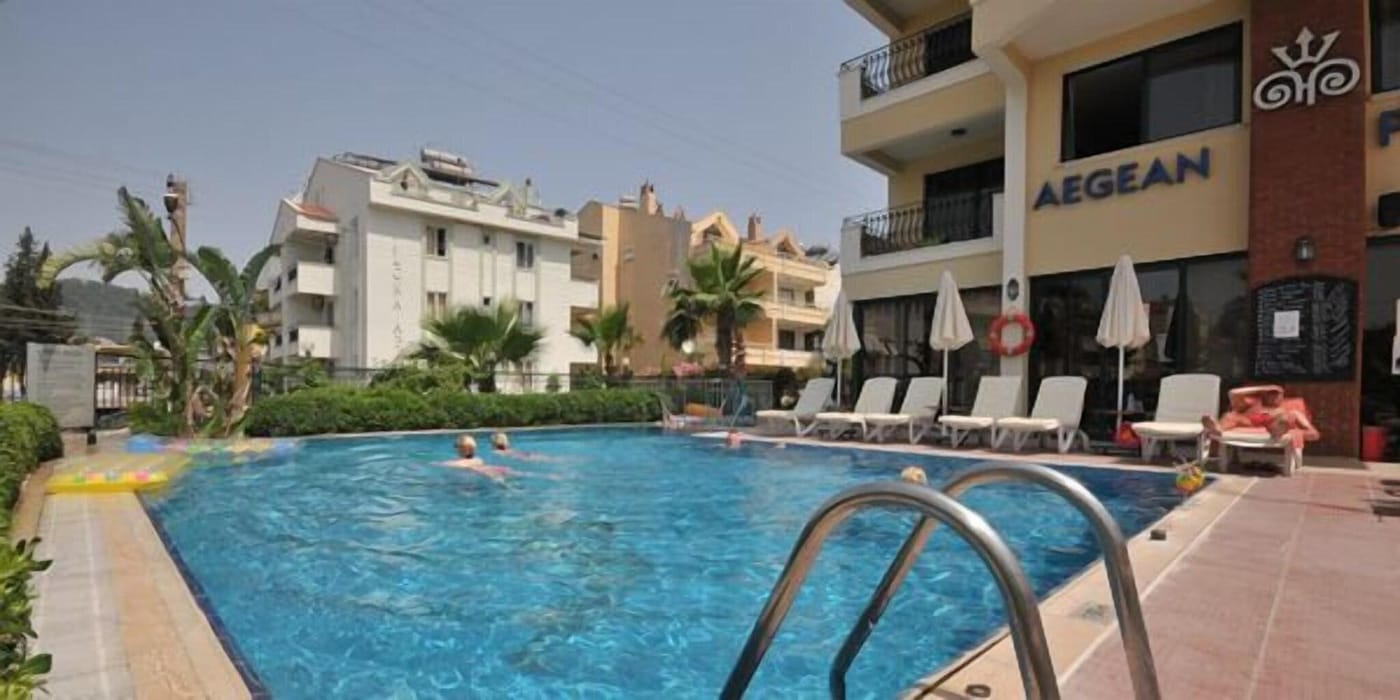 Aegean-Princess-Pool-34