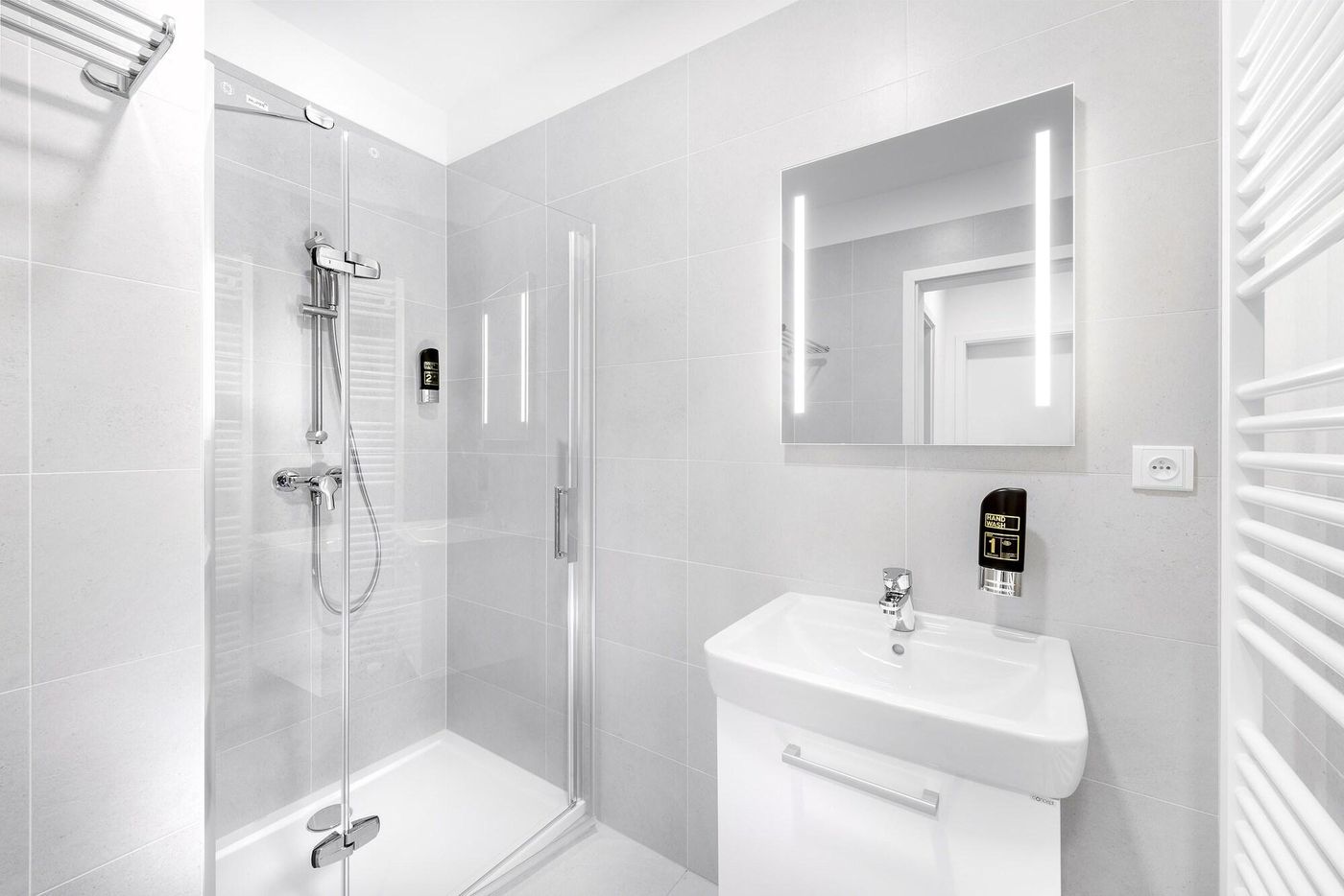 Downtown-Suites-Belohorska-Room-40