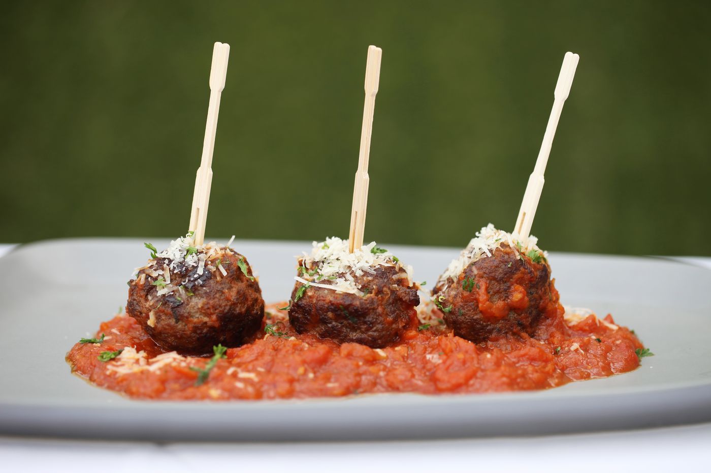 Lit-Bangkok-Hotel-Bar-43