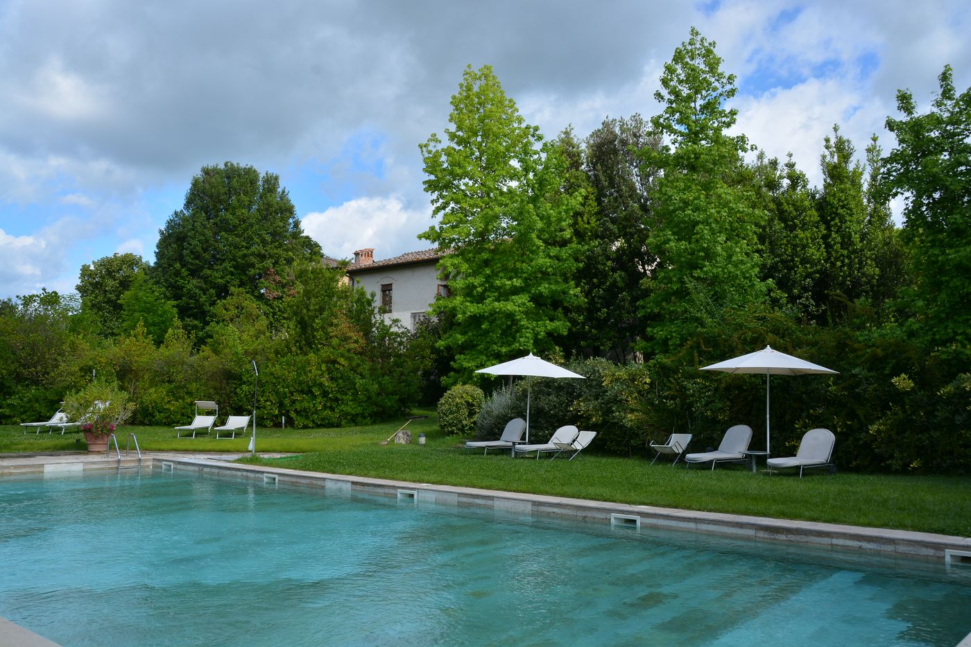 Hotel-Relais-della-Rovere-Pool-23