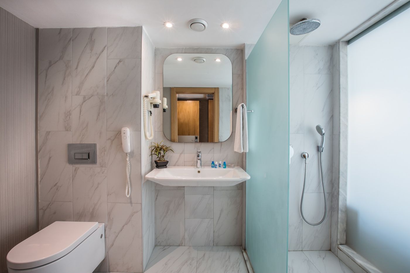 Marina-Hotel-Room-32