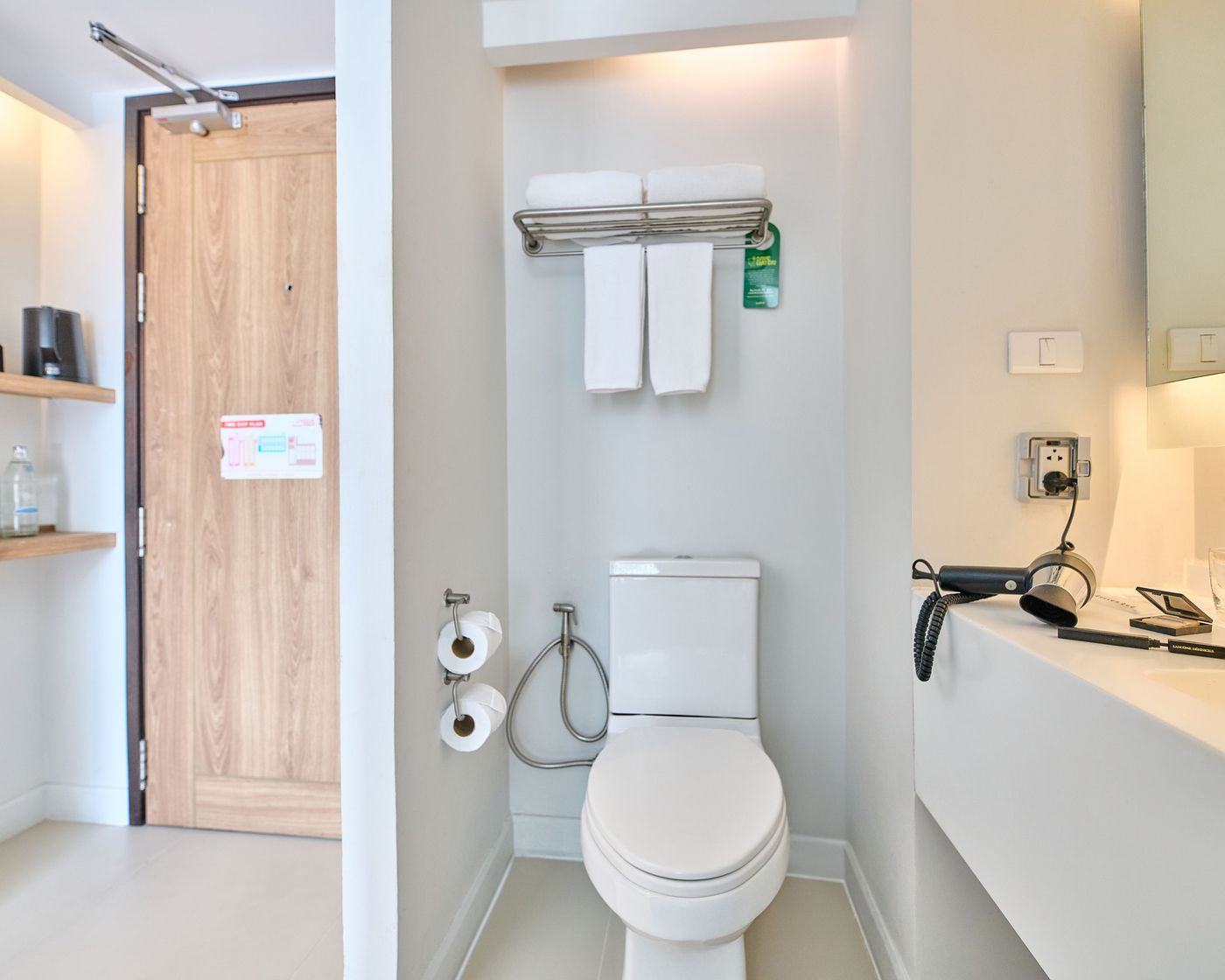 Lub-D-Phuket-Patong-Room-40