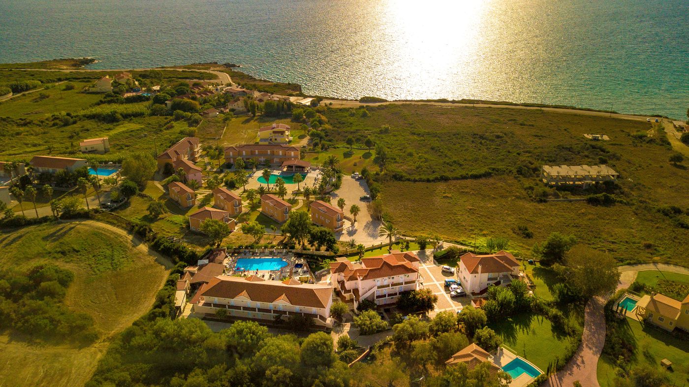 Sotiris Studios and Apartments