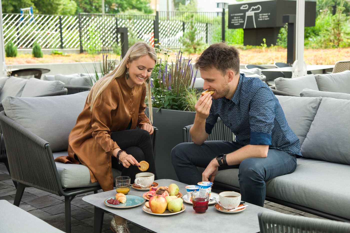 ibis-Tallinn-Center-Restaurant-56