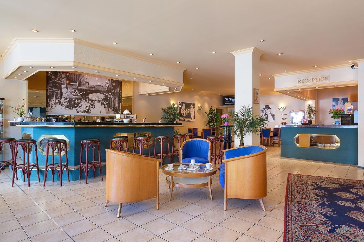 Berliner-Bar-Lobby-2