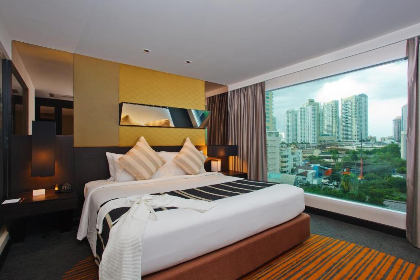 Golden Tulip Mandison Suites-Thailand-BANGKOK-Room-9