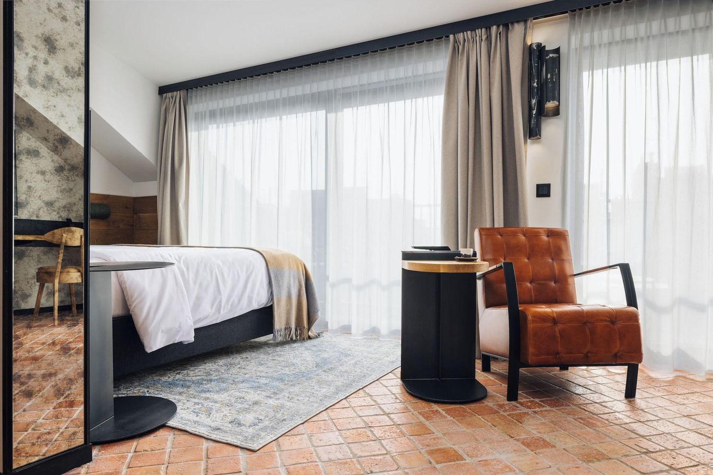 Nomadic-Urban-Premium-Suites-Room-46