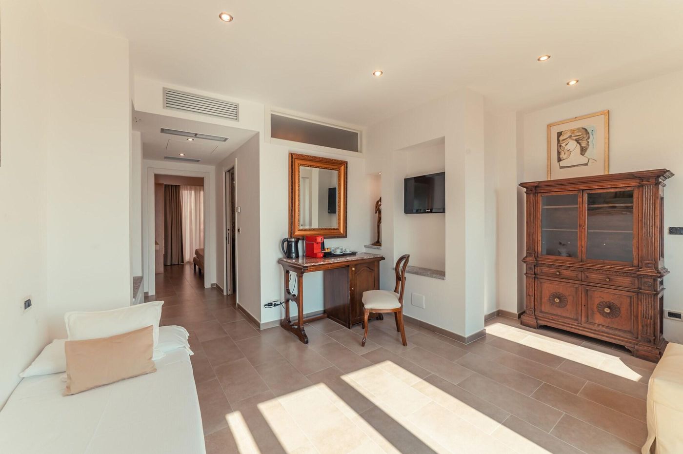 Villa-Paradiso-Room-24