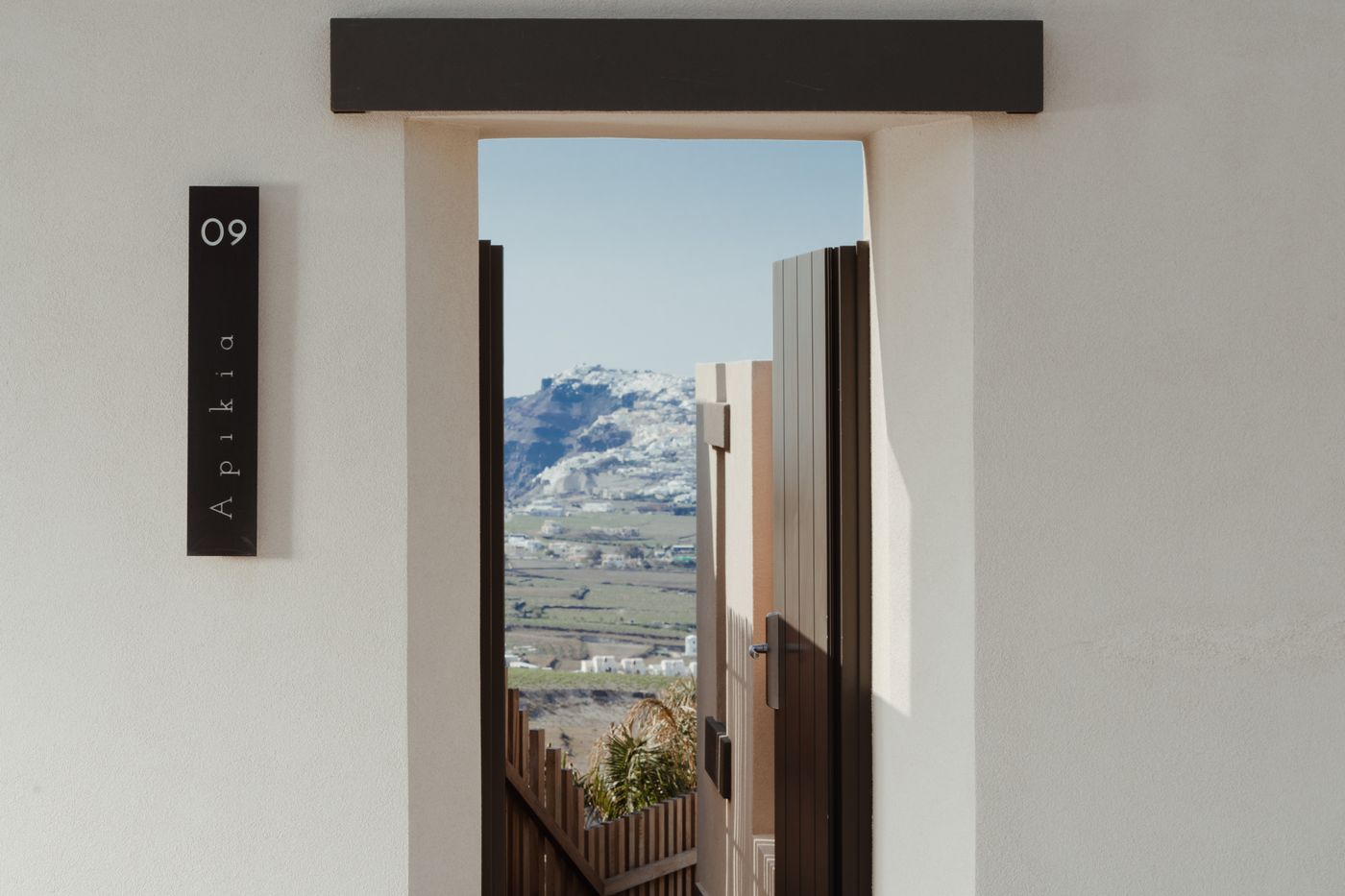 Apikia-Santorini-Room-106