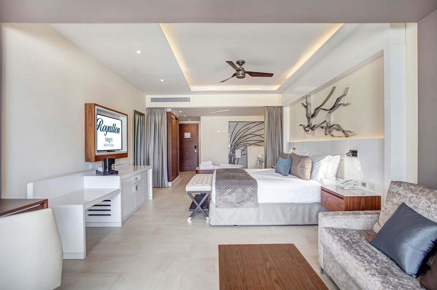 Royalton-Negril-Resort---Spa-All-Inclusive-Room-29