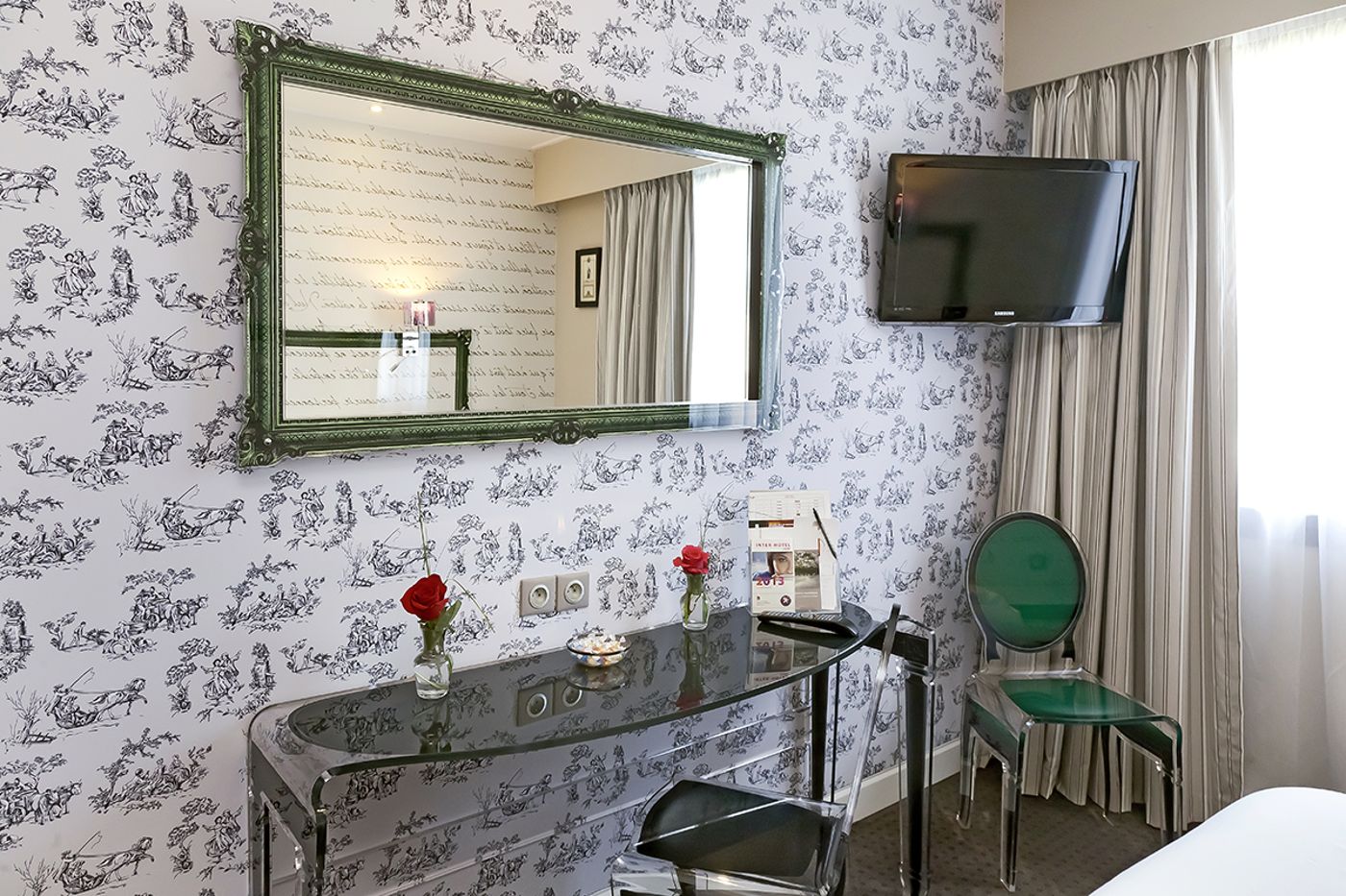 Qualys-H----tel-Rueil-La-D----fense-Room-1