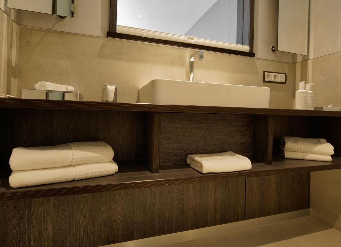 Essensio Hotel Düsseldorf Erkrath - Germany - Erkrath - Room - 7