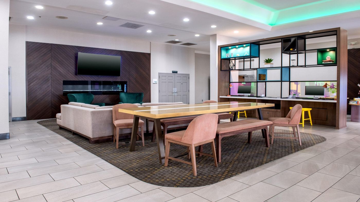 Holiday Inn & Suites Phoenix-Mesa/Chandler-United States-MESA-Lobby-6