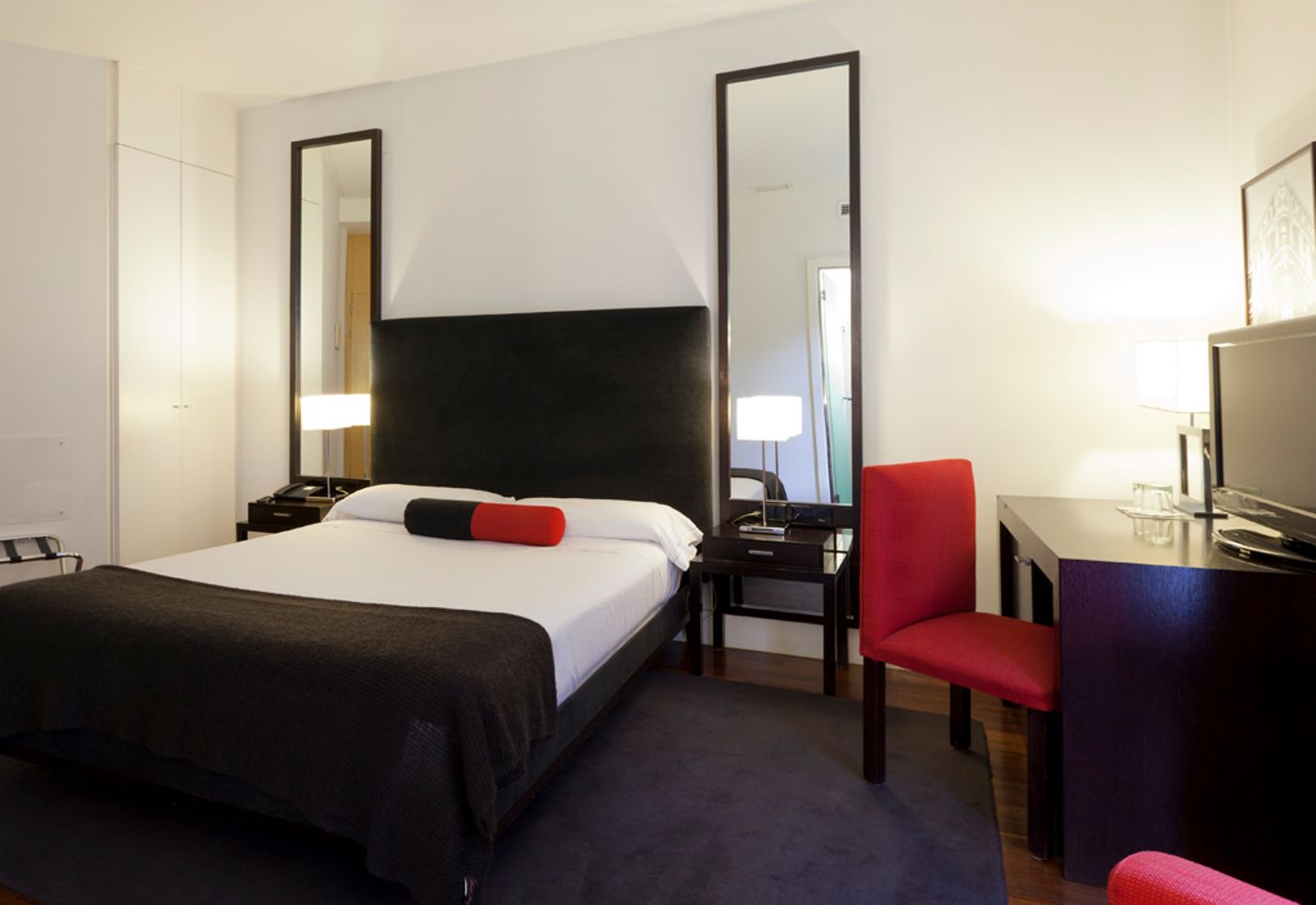 Quatro-Puerta-del-Sol-Room-16