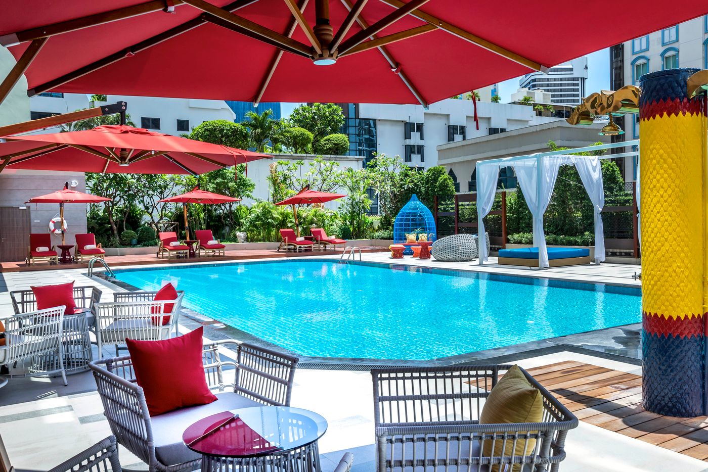 Mercure-Bangkok-Sukhumvit-11-Pool-9