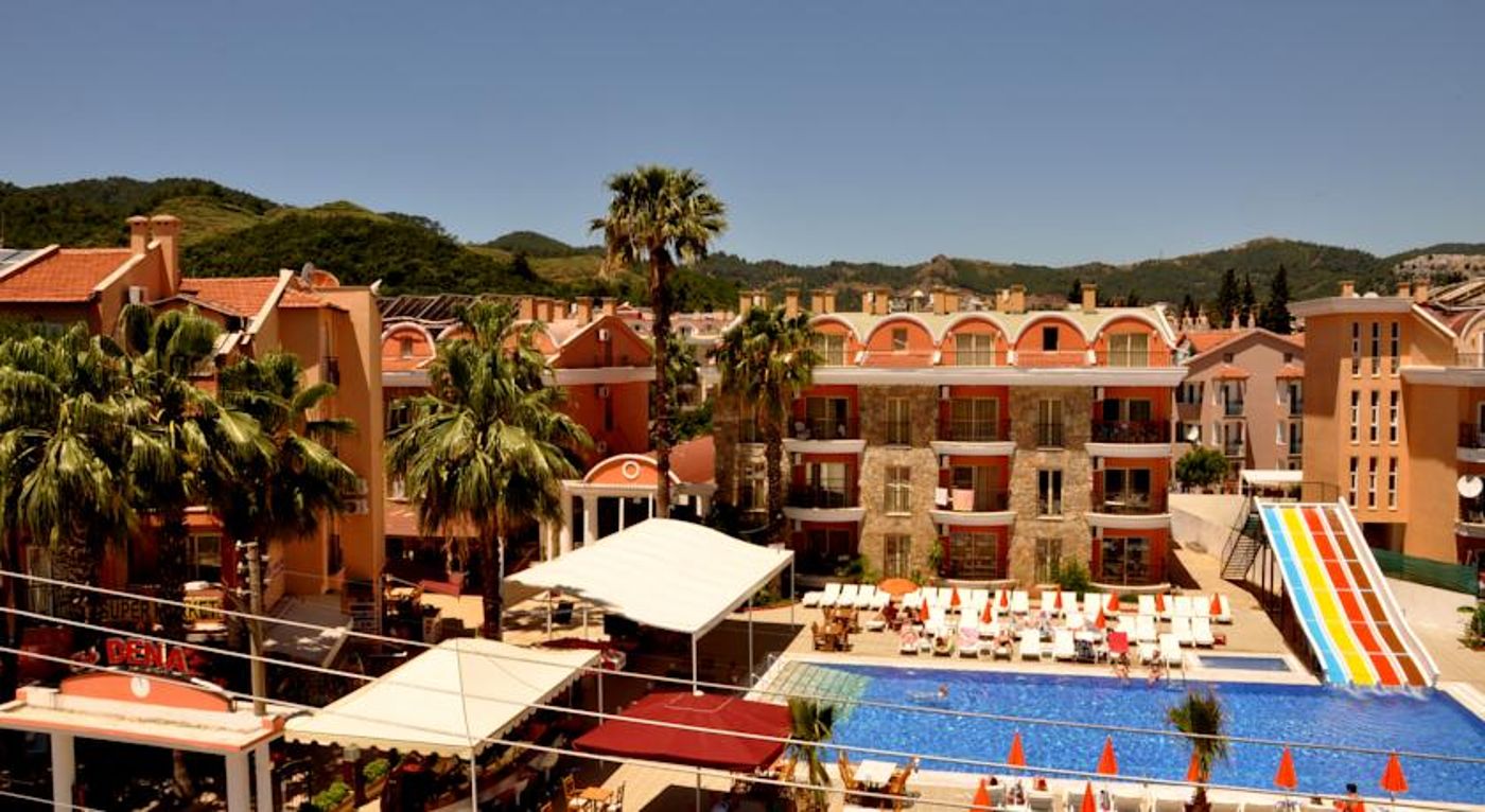 Club-Dena-General-view-13