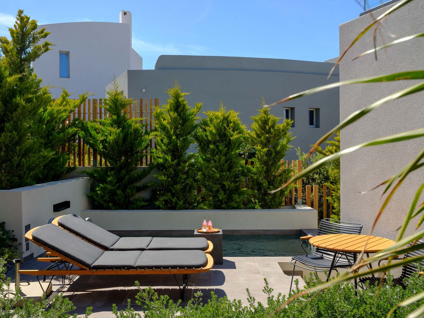 Apikia-Santorini-Room-1