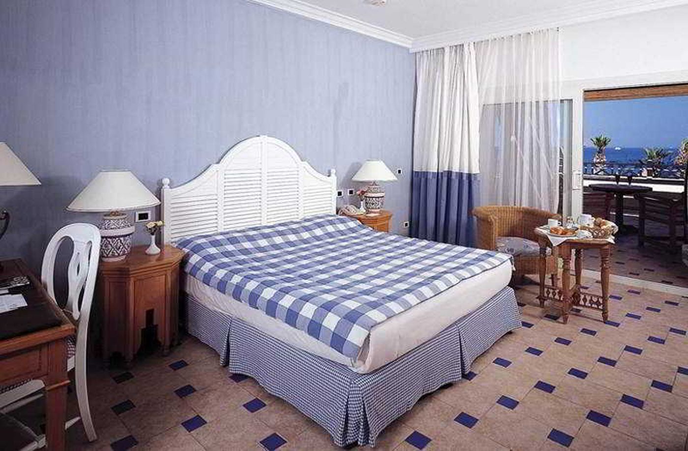 Sheraton-Sharm-Hotel-Main-Building-Room-15