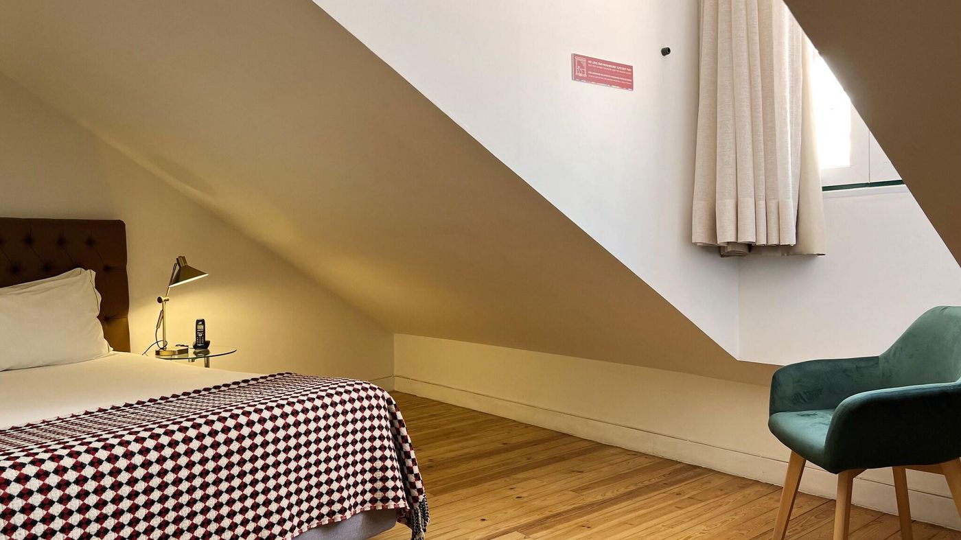 Casa-Do-Bairro-Bed---Breakfast-Room-29