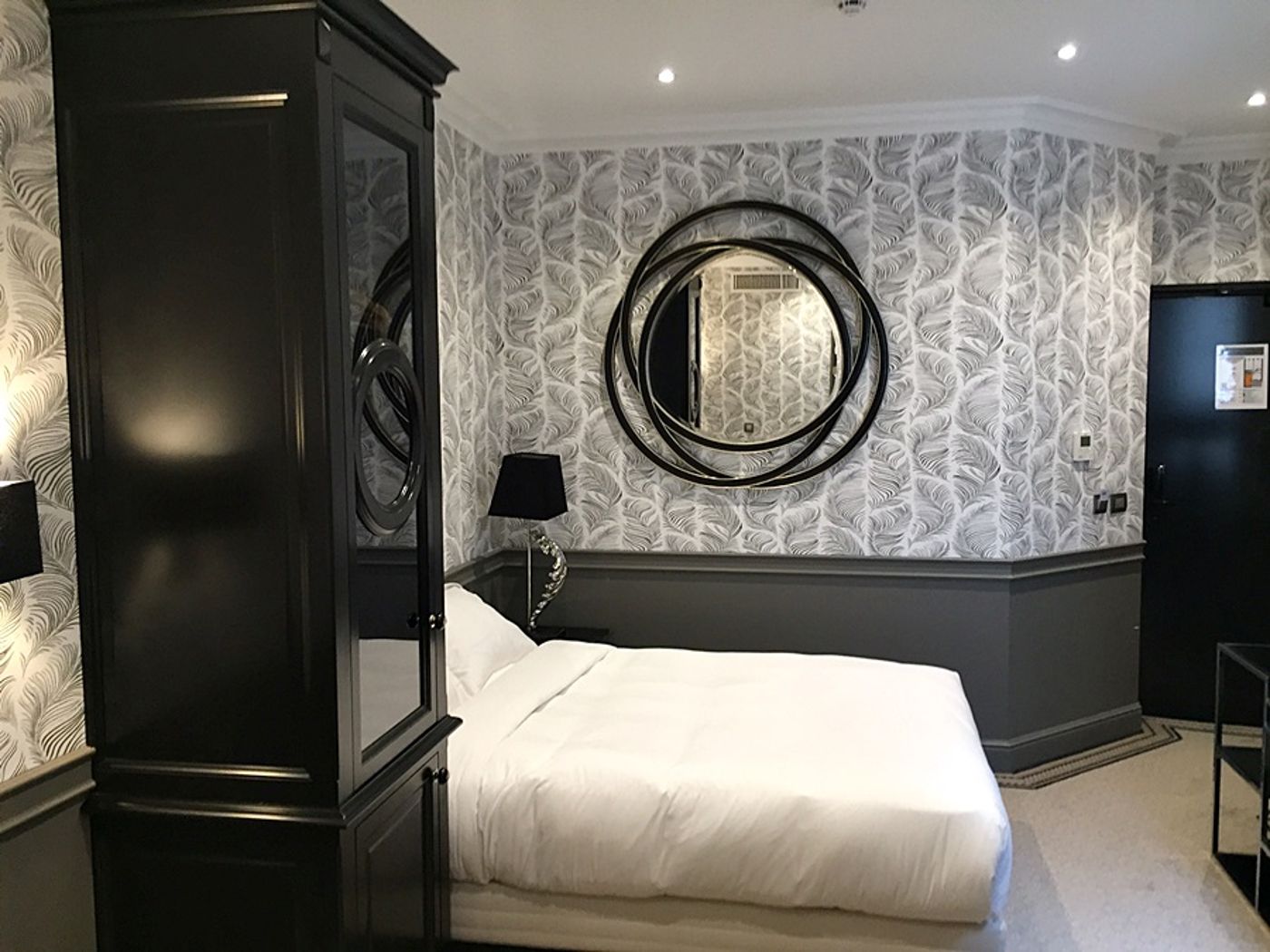 Hotel-George-Washington-Room-13