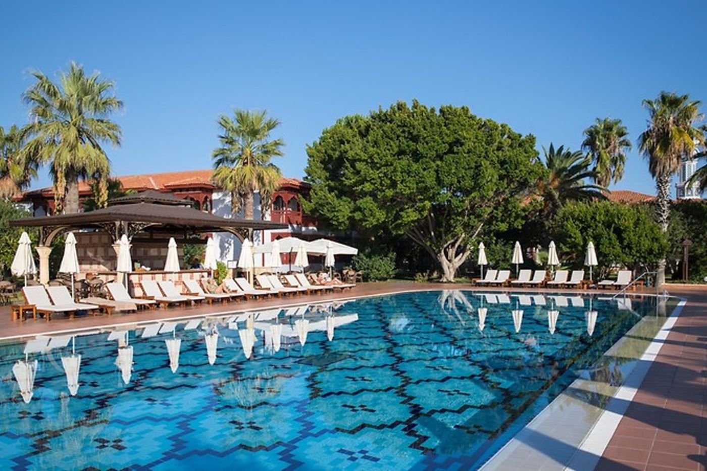 Ali-Bey-Park-Hotel-Pool-9