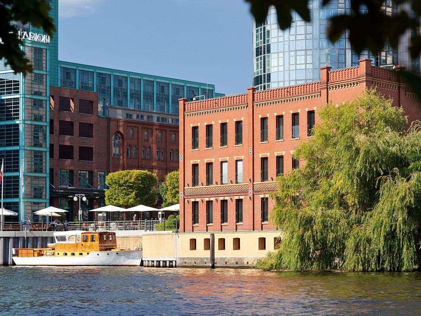 Abion-Villa-Suites-Room-27