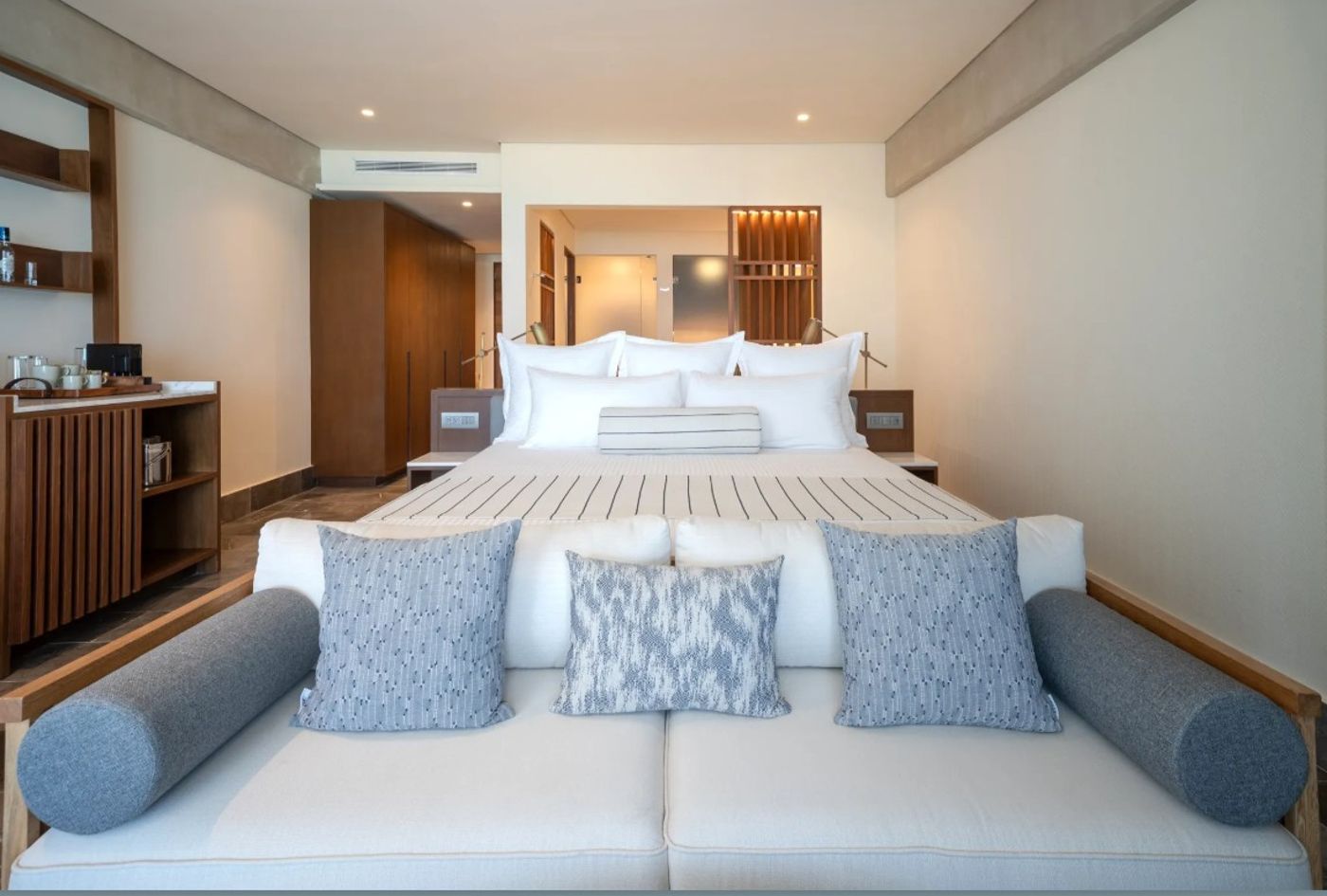 Secrets Mirabel 17.09