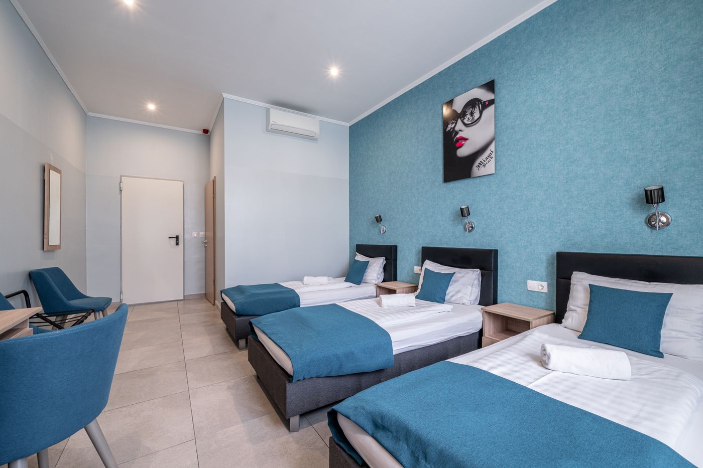 Full-Moon-Budapest-General-view-31