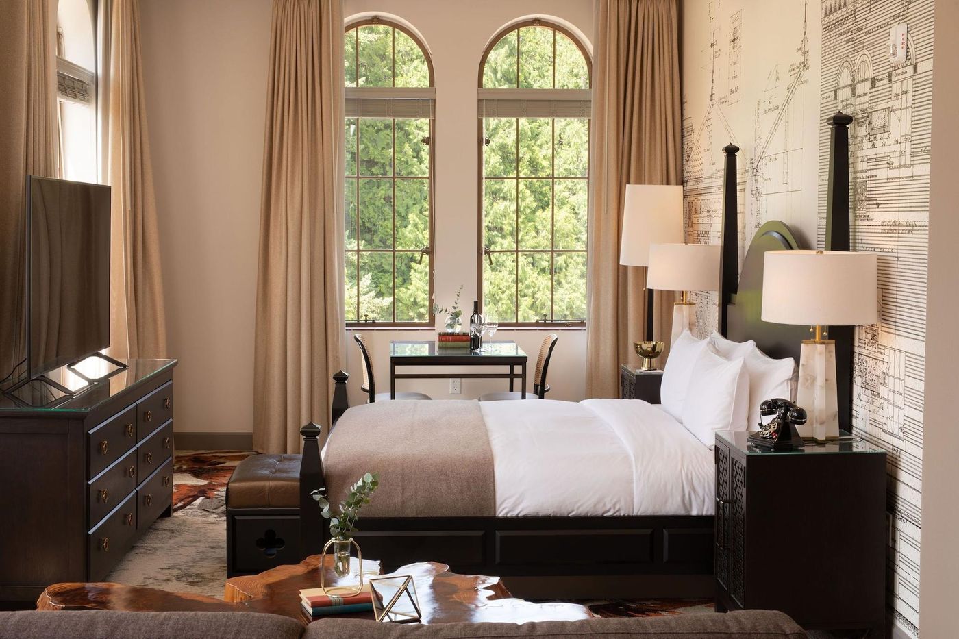 The Lodge at St. Edward State Park-United States-Kenmore-Room-8