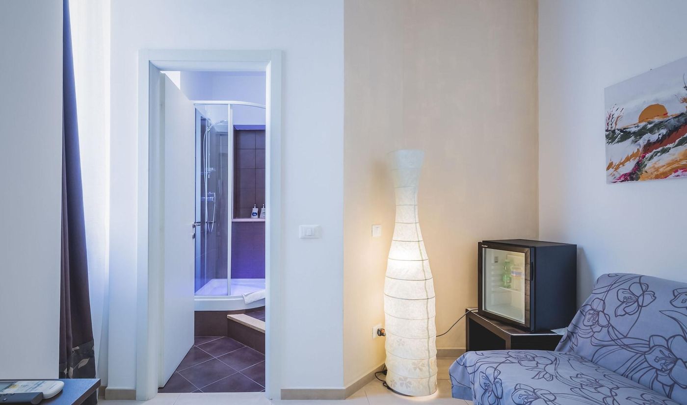 Domus-Alberti-Room-11